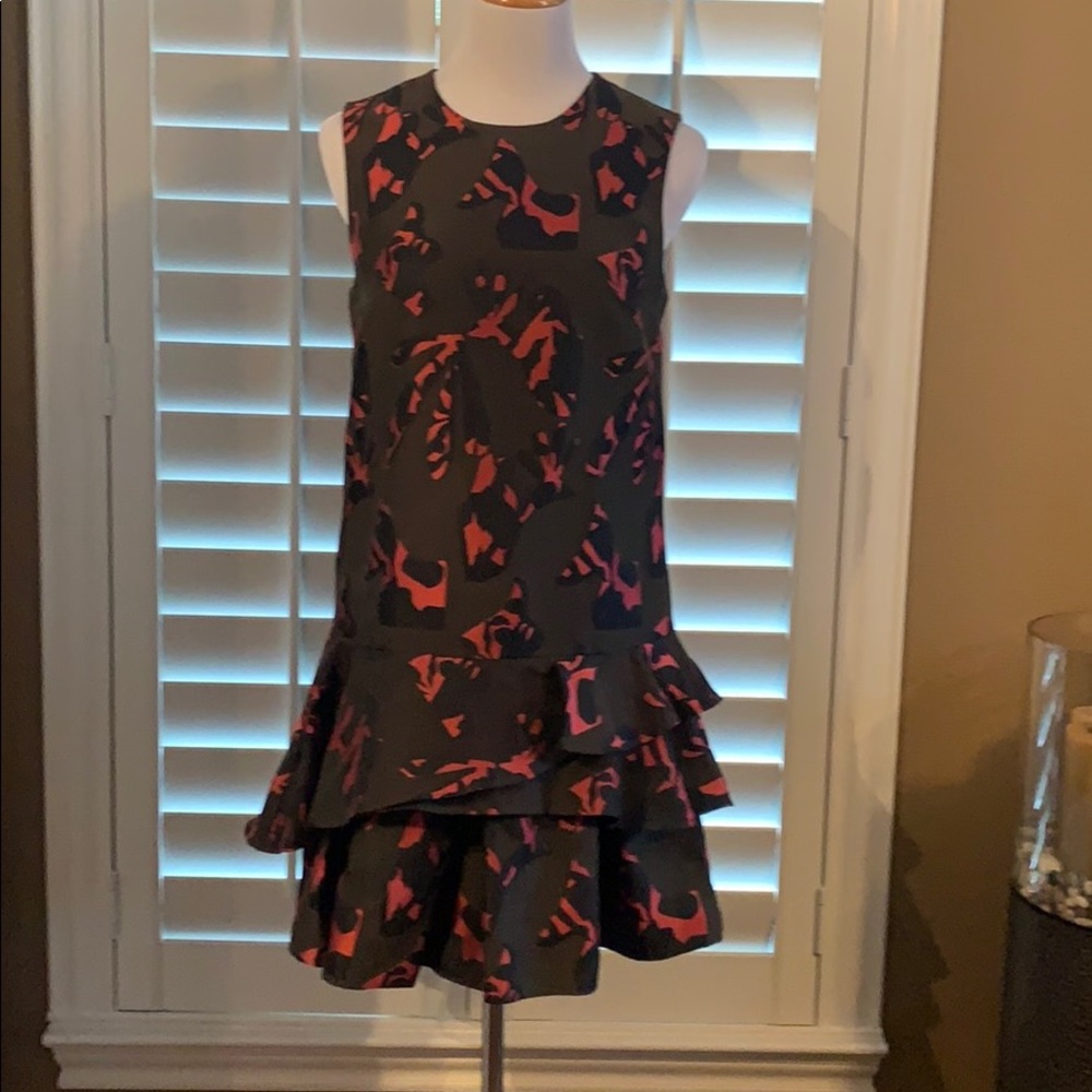 Adorable ruffled sheath dress